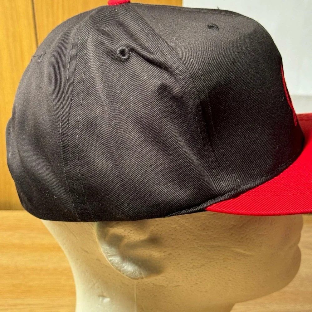 Vintage Galaxy Diner Snapback‎ Trucker Hat Black Red